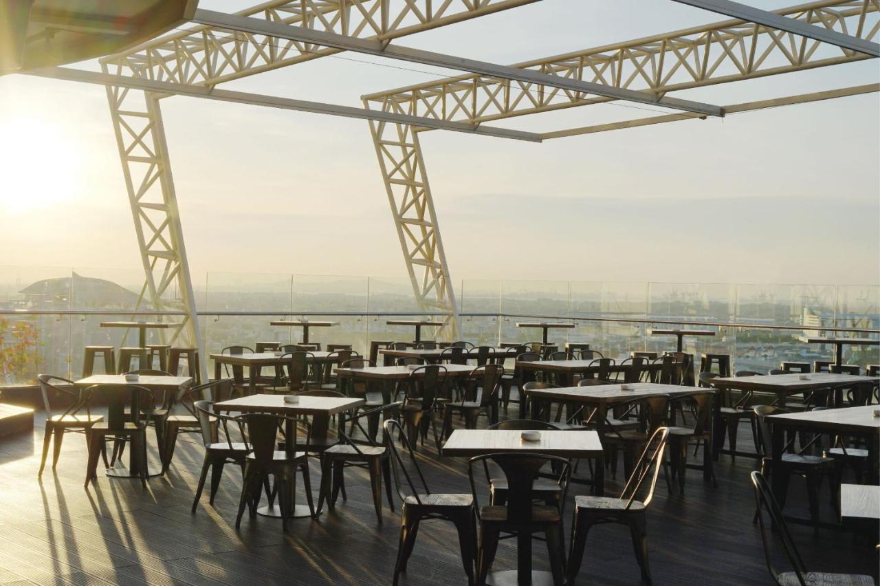 Platinum Hotel Tunjungan סוראבאיה מראה חיצוני תמונה