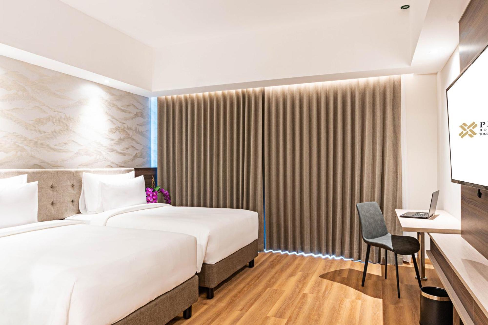 Platinum Hotel Tunjungan סוראבאיה חדר תמונה