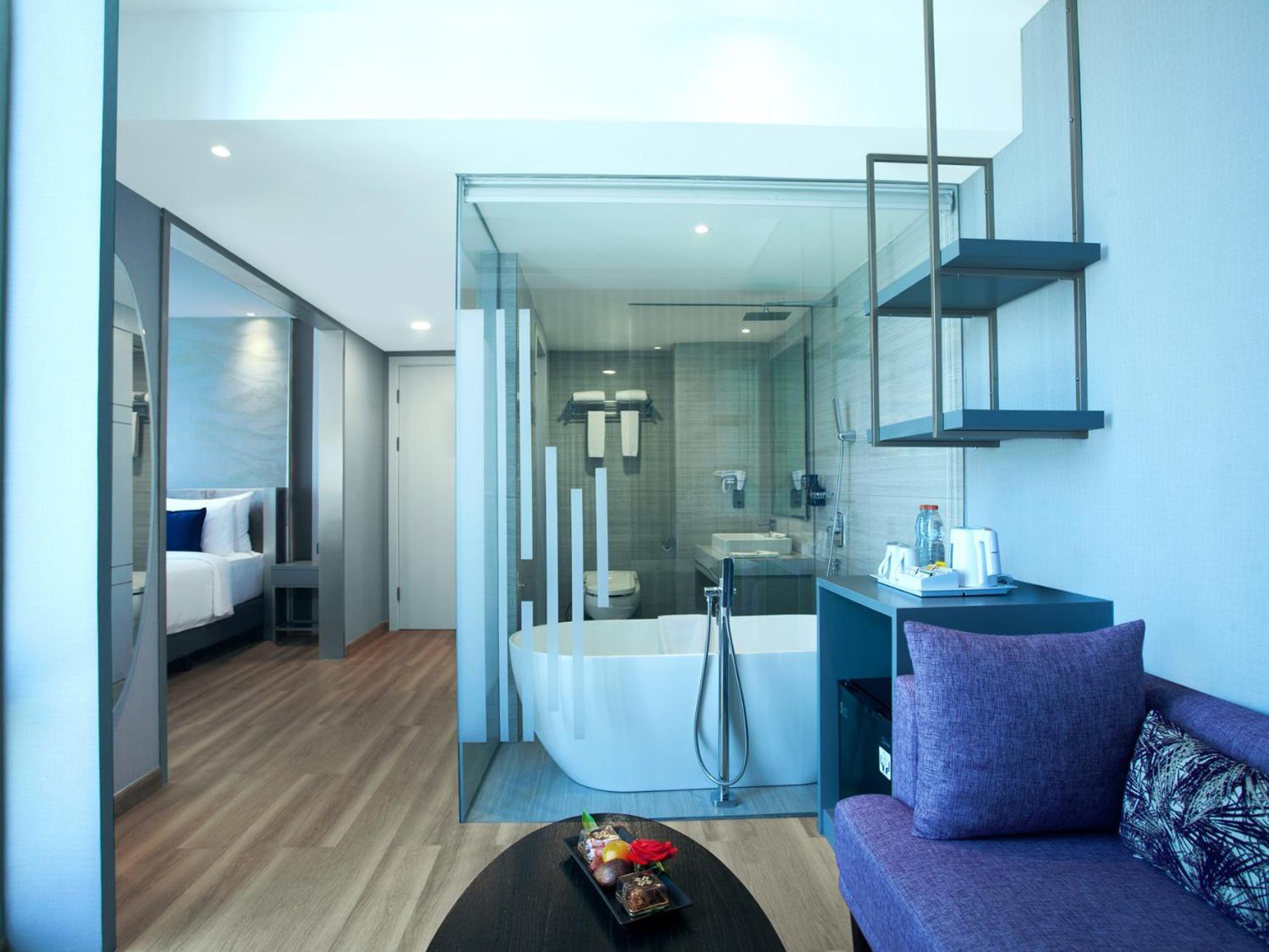 Platinum Hotel Tunjungan סוראבאיה מראה חיצוני תמונה